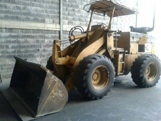 ขายด่วนรถตักเอวออ่นล้อยางKOMATSU+510รถสวยพร้อมใช้งาน