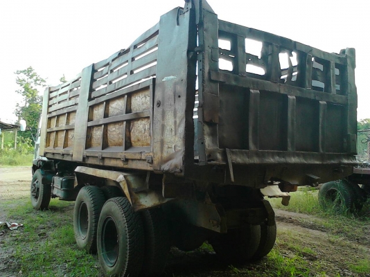 ขายด่วนรถสิบล้อไอ้หลงดั้มDCชีเลียน2011เครื่องเดิมเกียร์เดิมเบลดโหญ่