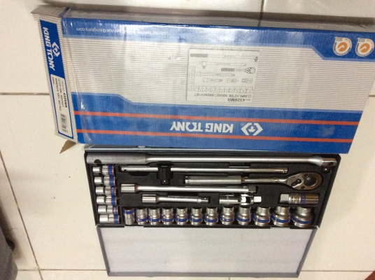 ขายบล็อก king tony ของแท้ ใหม่แกะกล่อง 2400บาท ขายบล็อก king tony ของแท้ ใหม่แกะกล่อง 2400บาท