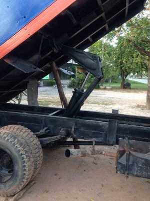 **220,000 บ.ต่อรอง**ขายแต๋น6ล้อดั้มเกษตร5ตัน เครื่องยนต์ ISUZU 85HP 5เกียร์ถอย เครื่องแน่น แห้ง แรงดี อึดทน เกียร์ดีไม่หลุด ช่วงล่างใหญ่ คัสซีใหญ่ เหล็กรางหน้า6 คานหน้าใหญ่6น็อต เฟืองท้ายF คัสซีสวยไม่ปะไม่ดาม สโลวกลางพร้อมลุย กระบะดั้ม5ตันพื้นเหล็กข้างไม้ **220,000 บ.ต่อรอง**ขายแต๋น6ล้อดั้มเกษตร5ตัน เครื่องยนต์ ISUZU 85HP 5เกียร์ถอย เครื่องแน่น แห้ง แรงดี อึดทน เกียร์ดีไม่หลุด ช่วงล่างใหญ่ คัสซีใหญ่ เหล็กรางหน้า6 คานหน้าใหญ่6น็อต เฟืองท้ายF คัสซีสวยไม่ปะไม่ดาม สโลวกลางพร้อมลุย กระบะดั้ม5ตันพื้นเหล็กข้างไม้