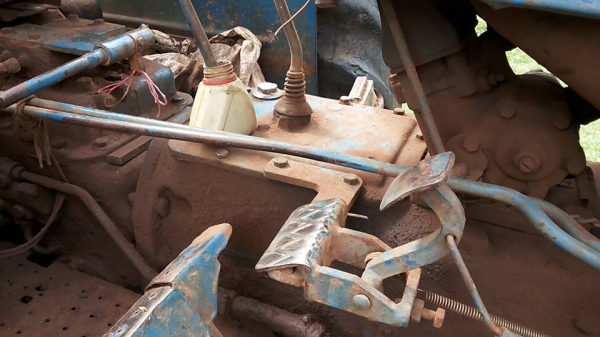 **360,000 บ.ต่อรอง**ขายรถไถ1เพลา FORD 6600 T3 ผสม เครื่องT3D5NN6015J มีเทอโบ ไอดีกลมใหญ่ เกียร์D2NN7006F ท้ายD2NN4024C เครื่องแน่นๆ แห้งๆ แรงดี สุดๆ เกียร์ดีไม่หลุด ท้ายดีไม่แตก แปลงผสม6610 ใหญ่ๆ ระบบไฮฯใช้งานปกติ ยกหางดี เร็ว ทำงานดี แรง คล่องตัว ยางดี4เ **360,000 บ.ต่อรอง**ขายรถไถ1เพลา FORD 6600 T3 ผสม เครื่องT3D5NN6015J มีเทอโบ ไอดีกลมใหญ่ เกียร์D2NN7006F ท้ายD2NN4024C เครื่องแน่นๆ แห้งๆ แรงดี สุดๆ เกียร์ดีไม่หลุด ท้ายดีไม่แตก แปลงผสม6610 ใหญ่ๆ ระบบไฮฯใช้งานปกติ ยกหางดี เร็ว ทำงานดี แรง คล่องตัว ยางดี4เ