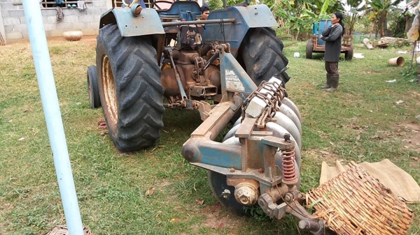 **360,000 บ.ต่อรอง**ขายรถไถ1เพลา FORD 6600 T3 ผสม เครื่องT3D5NN6015J มีเทอโบ ไอดีกลมใหญ่ เกียร์D2NN7006F ท้ายD2NN4024C เครื่องแน่นๆ แห้งๆ แรงดี สุดๆ เกียร์ดีไม่หลุด ท้ายดีไม่แตก แปลงผสม6610 ใหญ่ๆ ระบบไฮฯใช้งานปกติ ยกหางดี เร็ว ทำงานดี แรง คล่องตัว ยางดี4เ **360,000 บ.ต่อรอง**ขายรถไถ1เพลา FORD 6600 T3 ผสม เครื่องT3D5NN6015J มีเทอโบ ไอดีกลมใหญ่ เกียร์D2NN7006F ท้ายD2NN4024C เครื่องแน่นๆ แห้งๆ แรงดี สุดๆ เกียร์ดีไม่หลุด ท้ายดีไม่แตก แปลงผสม6610 ใหญ่ๆ ระบบไฮฯใช้งานปกติ ยกหางดี เร็ว ทำงานดี แรง คล่องตัว ยางดี4เ