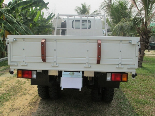 ISUZU NKR 71 G หัวการ์ตูนสูง 4 WD คานแข็ง ป้ายเล็กไม่ติดเวลา