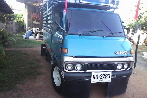 ขายรถ 4ล้อรุ่นโตโยต้า  bu50