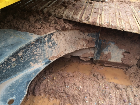 ขายดาวน์..PC200-7 ออกใหม่ป้ายแดง 3966ชม.รถสวยมาก...ขายดาวน์ผ่อนต่อได้เลย....