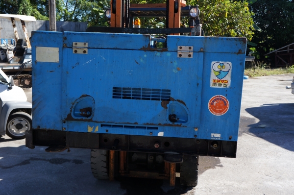 ขายปั๊มลมสกูร AIRMAN PDS 70