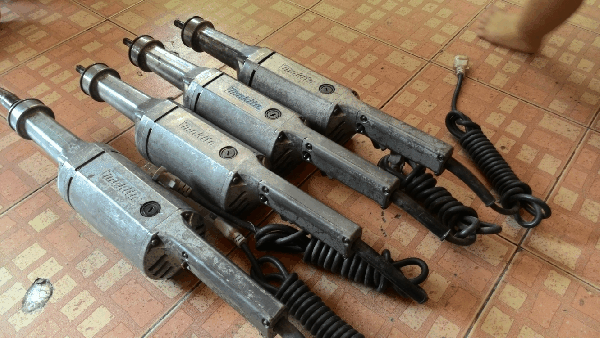 ขายด่วนเจียคอยาวสแตนเลส Makita 9105 750W. แท้100\%.