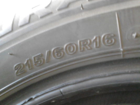 215/60R16 BRIDGESTONE TURANZA  ER33  ปี2011 MADE IN THAILAND ชุด 4 เส้น  TEL.081-427-3941