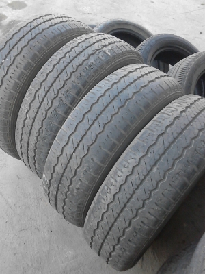 215/70R16 HANKOOK RADIAL RA08  มีชุด 4 เส้น  ปี 2012  TEL.081-427-3941