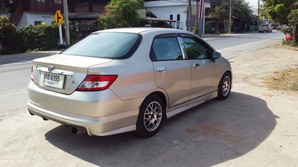 ขาย Honda city แมงสาปปี 2004 เกียร์ออโต้ ชุดแต่งรอบคัน ราคา 185,000 บาท +++++++ ขาย Honda city แมงสาปปี 2004 เกียร์ออโต้ ชุดแต่งรอบคัน ราคา 185,000 บาท +++++++