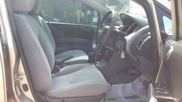 ขาย Honda city แมงสาปปี 2004 เกียร์ออโต้ ชุดแต่งรอบคัน ราคา 185,000 บาท +++++++ ขาย Honda city แมงสาปปี 2004 เกียร์ออโต้ ชุดแต่งรอบคัน ราคา 185,000 บาท +++++++