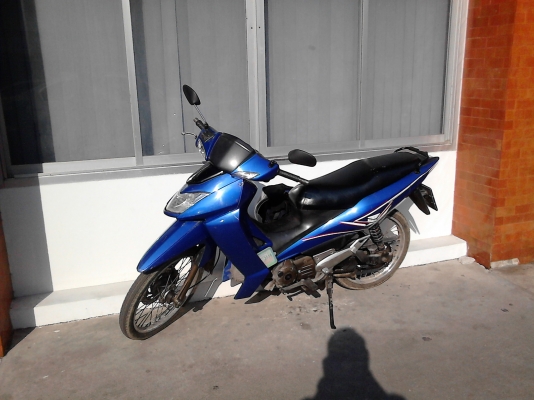 ขายมอเตอร์ไซด์ คาวาซากิ zx130 ปี 2549 สภาพ ok ศูนย์ตรง ทะเบียนไม่ขาด พร้อมโอน