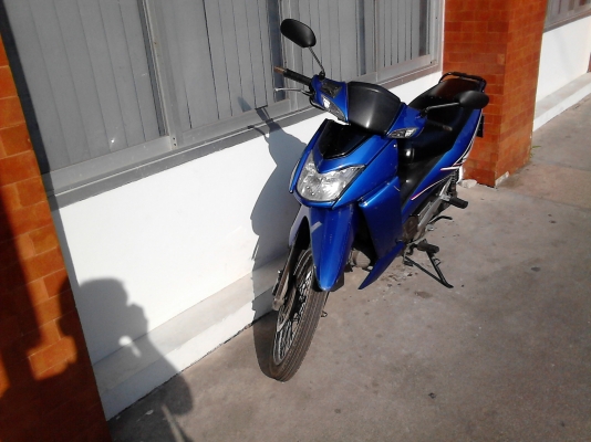 ขายมอเตอร์ไซด์ คาวาซากิ zx130 ปี 2549 สภาพ ok ศูนย์ตรง ทะเบียนไม่ขาด พร้อมโอน