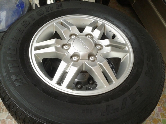 ขายครับเผื่อท่านใดหาอยู่ max isuzu platinum ขอบ 16 พร้อมยาง 245/70/16 ปี 12 สวยๆถูกๆครับ ขายครับเผื่อท่านใดหาอยู่ max isuzu platinum ขอบ 16 พร้อมยาง 245/70/16 ปี 12 สวยๆถูกๆครับ