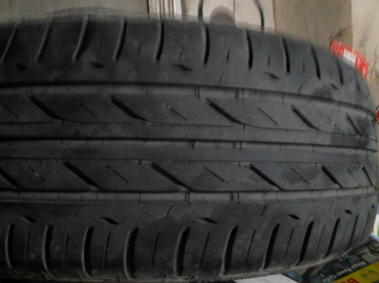 215/55R17  BRIDGESTONE  ECOPIA  EP100A  มี 2 เส้น โทร.081-427-3941