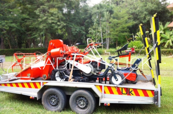 ใหม่ คูโบต้า RT 140 รถนวดเกี่ยวข้าวประหยัดน้ำมัน พร้อมประกัน 3 ปี ใหม่ คูโบต้า RT 140 รถนวดเกี่ยวข้าวประหยัดน้ำมัน พร้อมประกัน 3 ปี