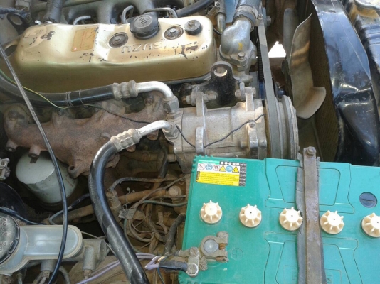 ขายรถ ISUZU KB 2500 เครื่องฝาทอง รถมือเดียว แอร์เย็น สภาพสวยพร้อมใช้งาน มีคอกแจ้งลงเล่มแล้ว ทะเบียนพร้อมโอน ราคาต่อรองได้ ขายรถ ISUZU KB 2500 เครื่องฝาทอง รถมือเดียว แอร์เย็น สภาพสวยพร้อมใช้งาน มีคอกแจ้งลงเล่มแล้ว ทะเบียนพร้อมโอน ราคาต่อรองได้