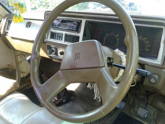 ขายรถ ISUZU KB 2500 เครื่องฝาทอง รถมือเดียว แอร์เย็น สภาพสวยพร้อมใช้งาน มีคอกแจ้งลงเล่มแล้ว ทะเบียนพร้อมโอน ราคาต่อรองได้ ขายรถ ISUZU KB 2500 เครื่องฝาทอง รถมือเดียว แอร์เย็น สภาพสวยพร้อมใช้งาน มีคอกแจ้งลงเล่มแล้ว ทะเบียนพร้อมโอน ราคาต่อรองได้