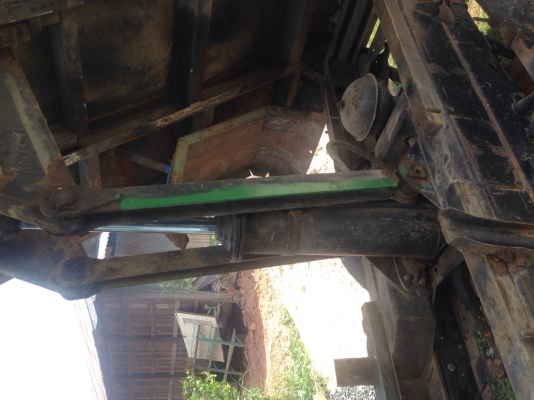 ISUZU NKR 110 HP 4BE1 ปี 36 หกล้อดั๊มพ์ กระบะดั๊มพ์เหล็ก 4 ตันความยาว 3.60 เมตรไม่มีผุกระบอกดั๊มพ์ไม่มีเยิ้มครับพร้อมใช้งาน เครื่องแน่นแรงดี หัวเก๋งสวยไม่มีผุภายในเก๋งคอนโซลครบ เกียร์สั้น ช่วงล่างคัชซีสวยมากเดิมๆไม่มีแอ่นไม่มีบวม ยาง 8.25 ขอบ 16 สภาพดี 70