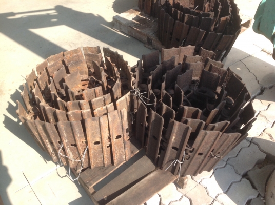 ขายโซ่แทร็กรถแบคโฮใส่Pc20Pc30มือสองญี่ปุนสภาพดี ขายโซ่แทร็กรถแบคโฮใส่Pc20Pc30มือสองญี่ปุนสภาพดี