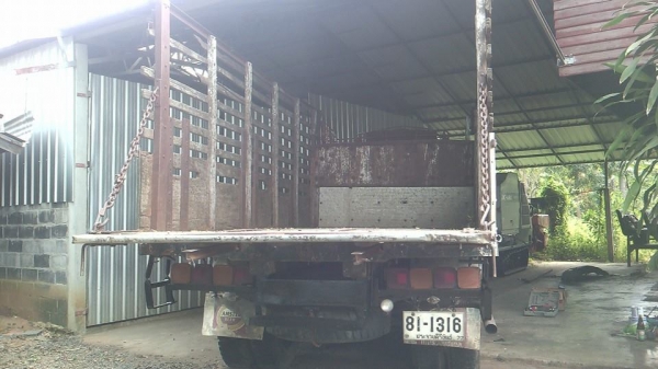 รถบรรทุกคนจน 2