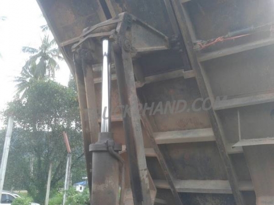 รถบรรทุกดั๊ม 6 ล้อ ยี่ห้อ HINO รุ่น FF172KA รถบรรทุกดั๊ม 6 ล้อ ยี่ห้อ HINO รุ่น FF172KA