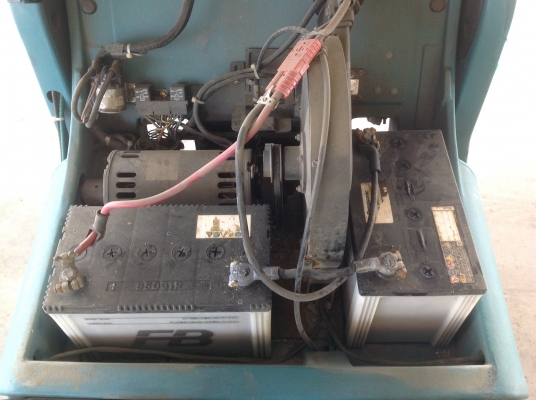 ขายรถกวาดถนนดูดฝุ่นได้มือสองญี่ปุ่นสภาพดีพร้อมใช้งาน