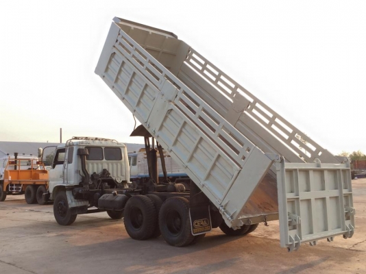 แสงฟ้าเต้นรถ///ขายรถHINO-F18ดั้มเครื่องHO7C-175แรงม้ายางใหม่10เส้น