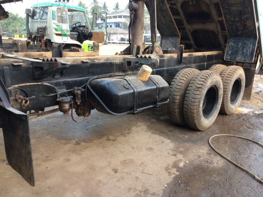 แสงฟ้าเต้นรถ///ขายรถHINO-F18ดั้มเครื่องHO7C-175แรงม้ายางใหม่10เส้น แสงฟ้าเต้นรถ///ขายรถHINO-F18ดั้มเครื่องHO7C-175แรงม้ายางใหม่10เส้น