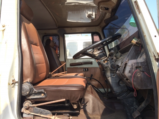 แสงฟ้าเต้นรถ///ขายรถHINO-F18ดั้มเครื่องHO7C-175แรงม้ายางใหม่10เส้น แสงฟ้าเต้นรถ///ขายรถHINO-F18ดั้มเครื่องHO7C-175แรงม้ายางใหม่10เส้น