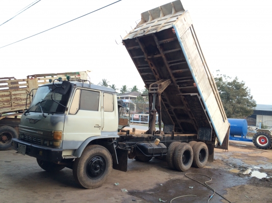 แสงฟ้าเต้นรถ///ขายรถHINO-F18ดั้มเครื่องHO7C-175แรงม้ายางใหม่10เส้น แสงฟ้าเต้นรถ///ขายรถHINO-F18ดั้มเครื่องHO7C-175แรงม้ายางใหม่10เส้น