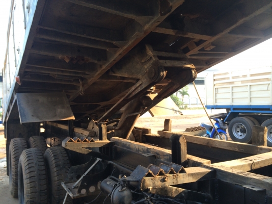 แสงฟ้าเต้นรถ///ขายรถHINO-F18ดั้มเครื่องHO7C-175แรงม้ายางใหม่10เส้น แสงฟ้าเต้นรถ///ขายรถHINO-F18ดั้มเครื่องHO7C-175แรงม้ายางใหม่10เส้น