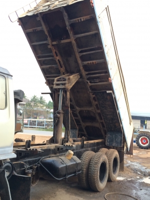 แสงฟ้าเต้นรถ///ขายรถHINO-F18ดั้มเครื่องHO7C-175แรงม้ายางใหม่10เส้น แสงฟ้าเต้นรถ///ขายรถHINO-F18ดั้มเครื่องHO7C-175แรงม้ายางใหม่10เส้น