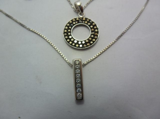 สร้อยเงินแท้พร้อมจี้เงินสวยเก๋