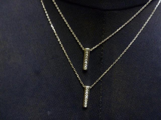 สร้อยเงินแท้พร้อมจี้เงินสวยเก๋