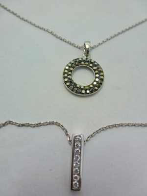 สร้อยเงินแท้พร้อมจี้เงินสวยเก๋