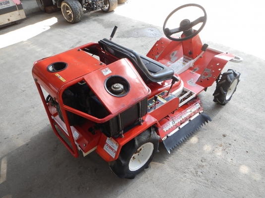 ขายรถตัดหญ้า SATO SRM831VH 11แรง พร้อมใช้งาน ขายรถตัดหญ้า SATO SRM831VH 11แรง พร้อมใช้งาน