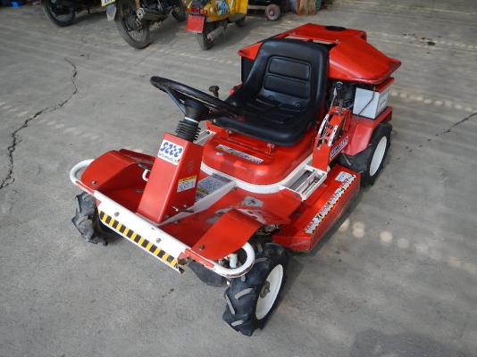 ขายรถตัดหญ้า SATO SRM831VH  11แรง  พร้อมใช้งาน