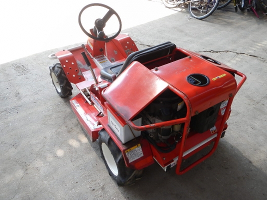 ขายรถตัดหญ้า SATO SRM831VH 11แรง พร้อมใช้งาน ขายรถตัดหญ้า SATO SRM831VH 11แรง พร้อมใช้งาน