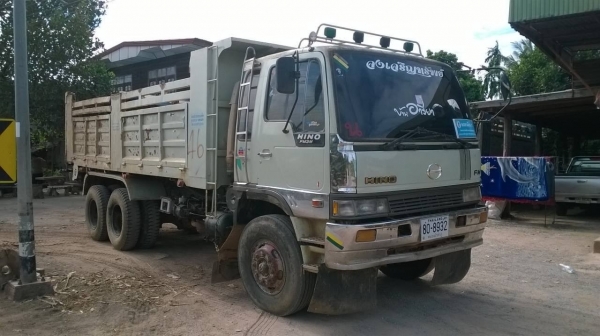 ขาย HINO FM3M คัสซีสวยตลอดเส้น เครื่องเดิม M10C 240 แรงม้า เกียร์เดิม สโลว์เดิม กระจกไฟฟ้า แอร์เย็น ทะเบียนพร้อมโอน ราคาต่อรองได้ครับ