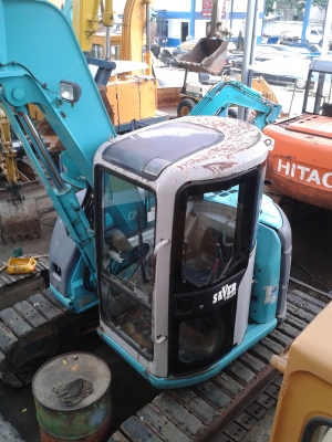 ต้องการขายรถขุดยี่ห้อ KOBELCO-SK75UR-3E รถนอกนำเข้าจากญี่ปุ่น