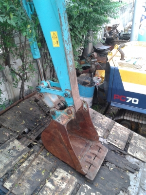 ต้องการขายรถขุดยี่ห้อ KOBELCO-SK75UR-3E รถนอกนำเข้าจากญี่ปุ่น