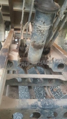 รถบรรทุก 6 ล้อดัมพ์ ยี่ห้อ ISUZU  เครื่อง 100 แรงม้า