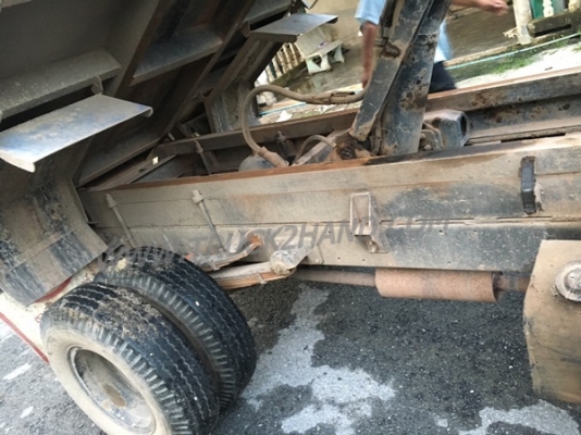 รถบรรทุก 6 ล้อดัมพ์ ยี่ห้อ ISUZU  เครื่อง 100 แรงม้า