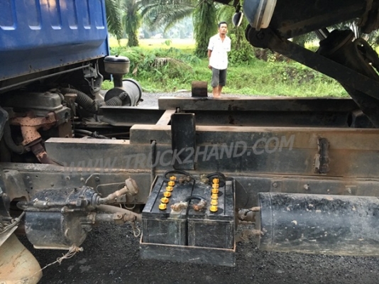 รถบรรทุก 6 ล้อดัมพ์ ยี่ห้อ ISUZU  เครื่อง 100 แรงม้า