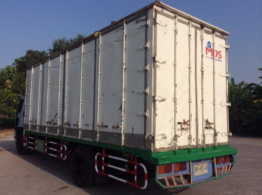 HINO ไฮเทคFF1J (สมอเงิน )ปี47 เครื่อง210 แรง เครื่องดี ครัทซีสวย ตู้10บาน ยาว7.2 ม. ขาย 700,000 บาท(ติดต่อศุภากร 081-4252943)