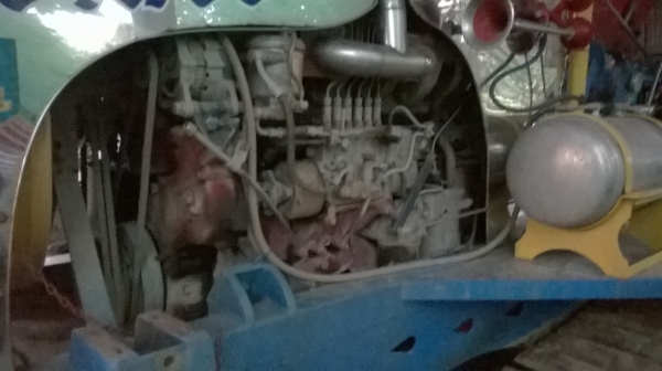 ขายรถตีดินรถแทรก สวยใช้งานน้อย