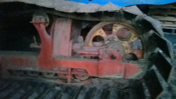 ขายรถตีดินรถแทรก สวยใช้งานน้อย