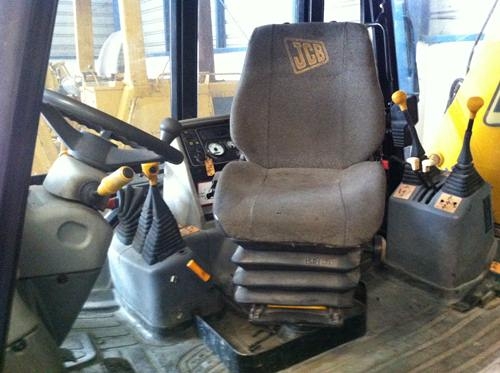 หน้าตักหลังขุด JCB 3CX #SLP3CXTS1E0922952 2001y 7462h โทร 098-858-5524 สามภพ ครับ