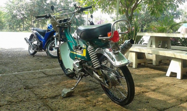 ขาย ชาลี เครื่องไลฟาน 125